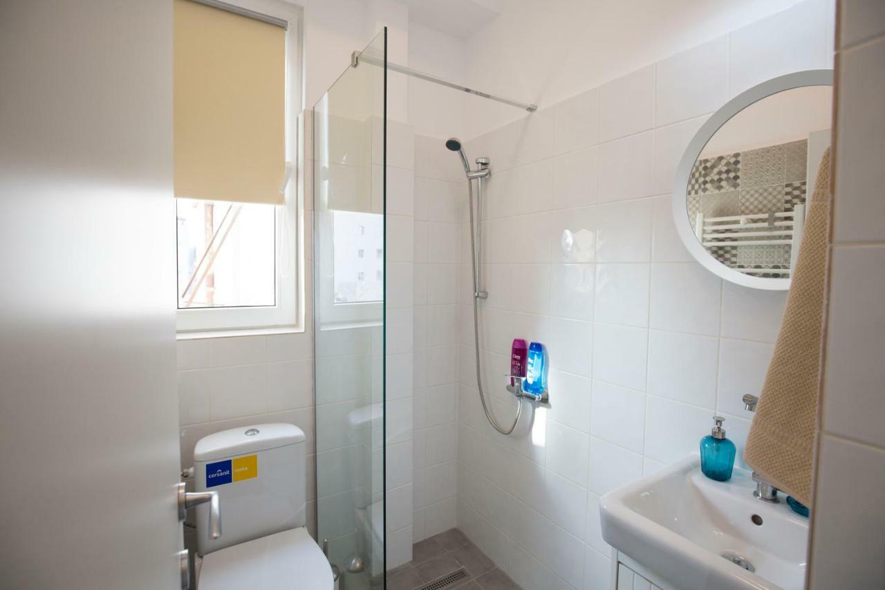 Central Up Studio Bucureşti Ngoại thất bức ảnh